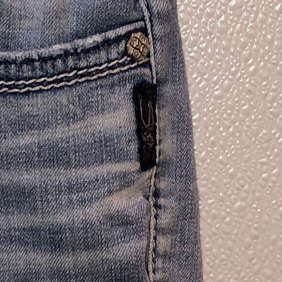 Silver Womens 28 x 22 Aiko Mid Capri Cropped Super Stretch Denim Jeans 26 x 23.5 - Picture 5 of 12